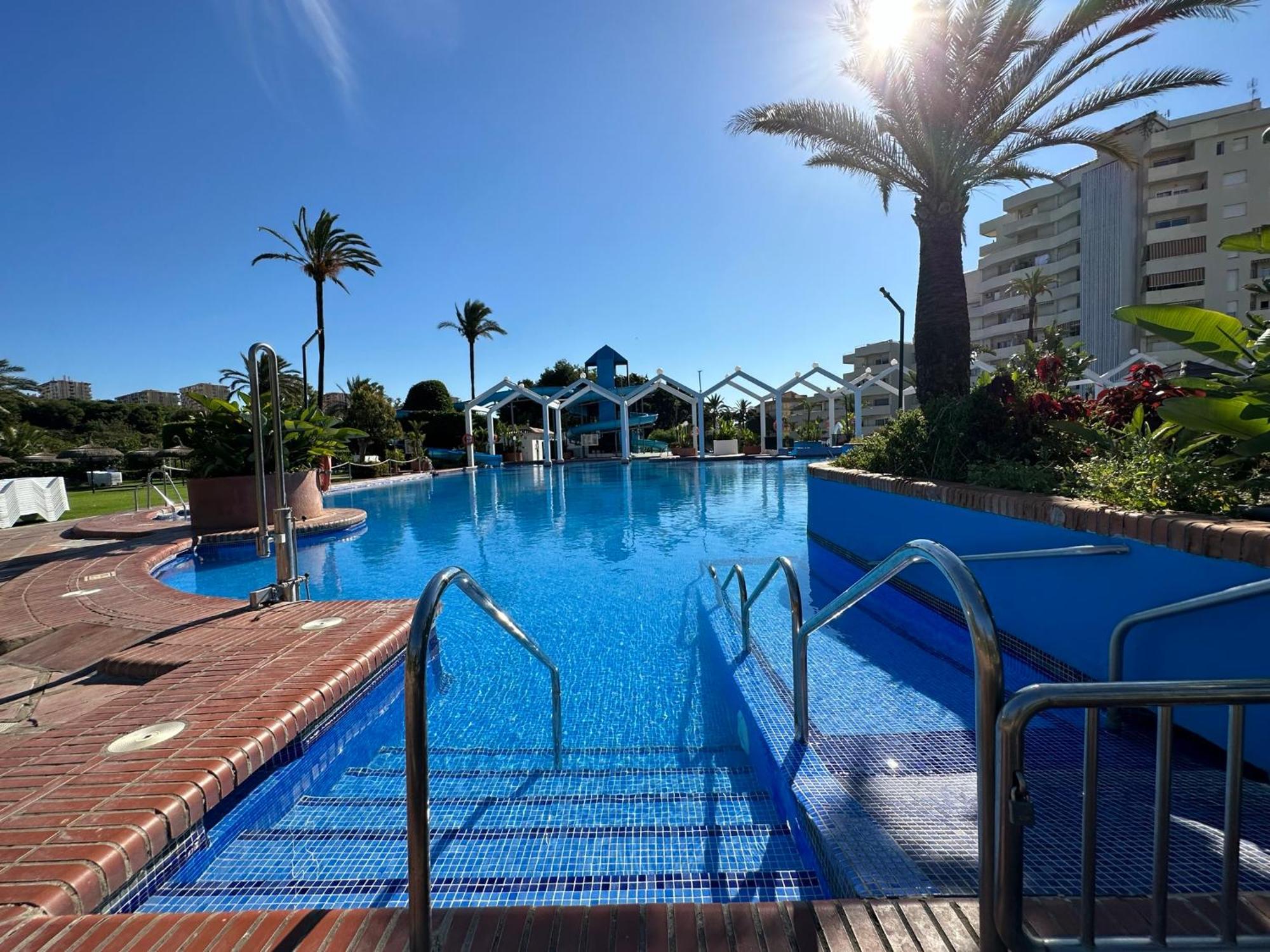 Apartment Luxury Frontal Al Mar Benalbeach